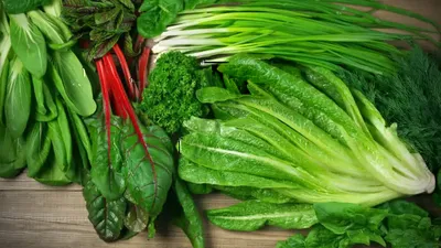 हरी पत्तेदार सब्जियां को फ्रीज में इस तरह रखें कि खराब न होने पाएं  kitchen hacks