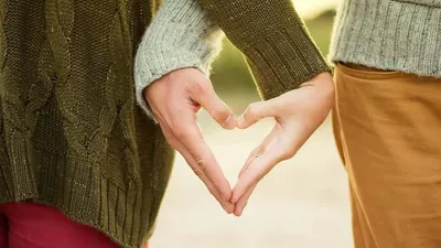 हर कपल्स को ये 5 चीजें जो एक दूसरे के बारे में पता होनी चाहिए  relationship goals