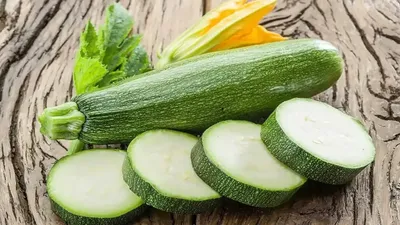 हड्डियों को चट्टान सा मजबूत बनाएंगी ये सब्जी  zucchini benefits for bones