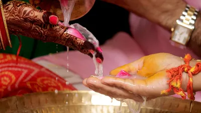 ये 8 चीजें होती हैं मराठी दुल्हन के श्रृंगार में बहुत खास   maharashtrian bride