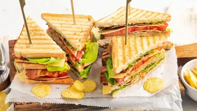 इस तरह बनाएं नाश्ते में 5 अलग अलग तरह के सैंडविच  delicious sandwich