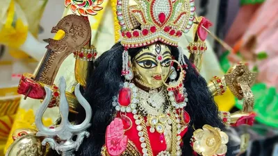 चैत्र नवरात्रि पर ऐसे करें मां दुर्गा का श्रृंगार  maa durga solah shringar