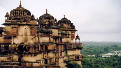 मध्य प्रदेश में घूमने की ये हैं सर्वश्रेष्ठ जगहें  वीकेंड पर बनाएं योजना  madhya pradesh tourism