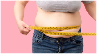 आपकी इन गलतियों की वजह से बढ़ रहा है वजन  आज ही छोड़ें  belly fat causes