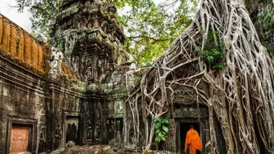 कंबोडिया में है दुनिया का सबसे बड़ा हिंदू मंदिर   angkor wat temple cambodia