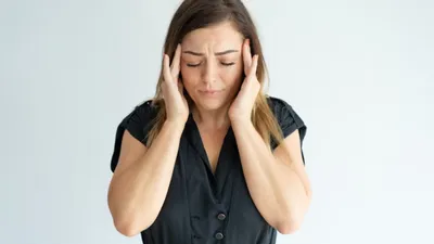 रोने के बाद क्यों होता है सिरदर्द  इस तरह करें बचाव  headache after crying
