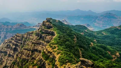 20  महाराष्ट्र में घूमने के लिए बेहतरीन स्थान और प्रमुख दर्शनीय स्थल 