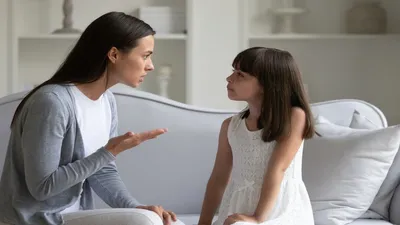 बच्चा क्यों करता है सबके सामने बदतमीजी  वजहें जानें और सुधारिए  understand child misbehavior
