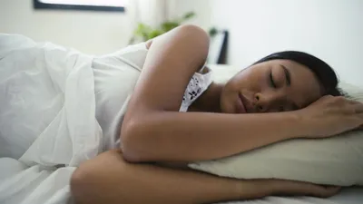रात में बेहतर नींद के लिए अपनाएं ये 10 टिप्स  sleep better tips
