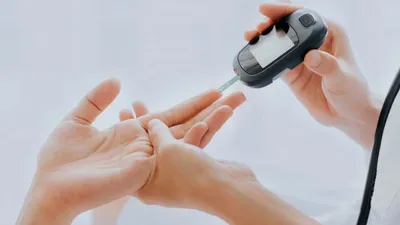लाइफस्टाइल की 5 आदतें जो आपको बना सकती हैं डायबिटीज का मरीज  diabetes habit