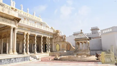 बसंत पंचमी पर खुलता है शाह जी मंदिर का बसंती कमरा  जाने रहस्य  shahji temple vrindavan