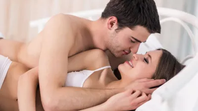 फर्स्ट टाइम सेक्स से जुड़ी इन बातों पर कहीं आप भी तो नहीं करती यकीन  first time sex myths