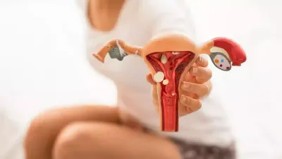 क्या है महिलाओं में होने वाली बीमारी एंडोमेट्रियोसिस  जानिए लक्षण और कारण  know about endometriosis