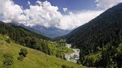 जम्मू कश्मीर में घूमने की 10 सबसे खूबसूरत और सुंदर जगहें  jammu and kashmir tourism