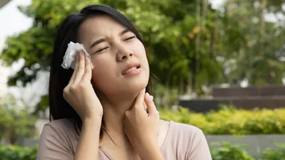 जानिए गर्मियों में पसीने की परेशानी से निपटने के कुछ आसान उपाय  sweating problem